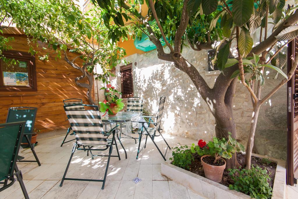 Casa Vacanze S. Marco Valderice Exterior foto